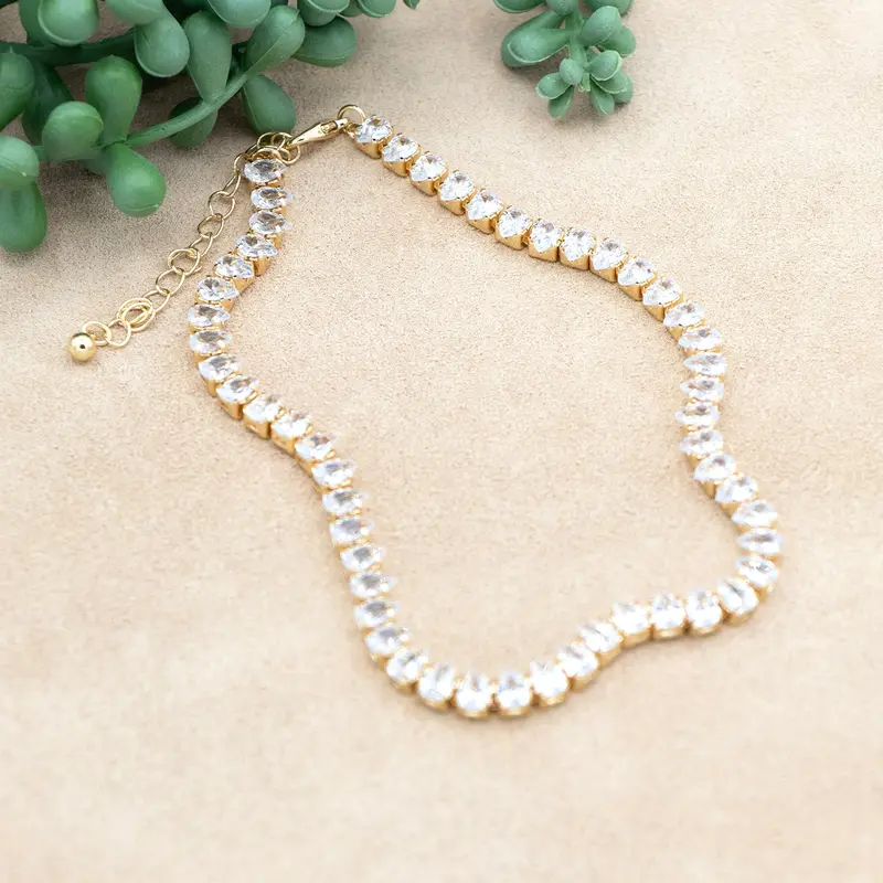 Celine Modern Oval Pendant Necklace 1