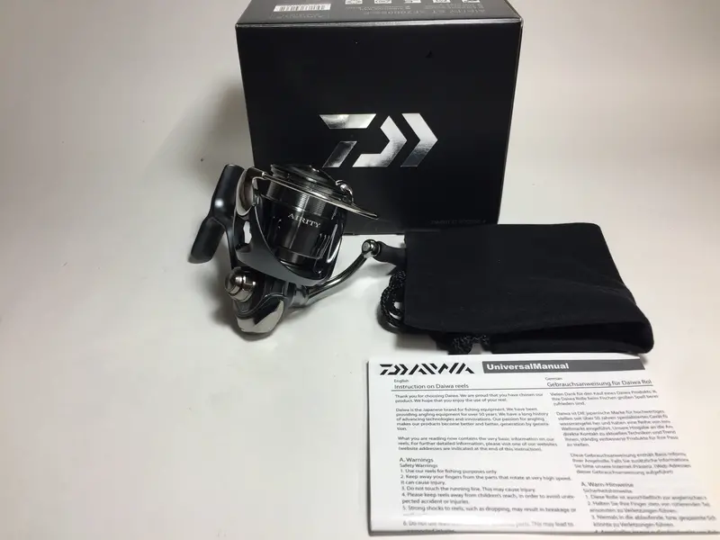 Daiwa 2023 Aireity St Sf2000Ss-P Lightweight Spinning Reel 1