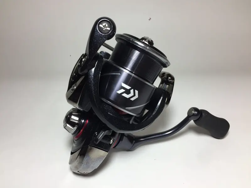 Daiwa Gekkabijin X Lt2000S-P Saltwater Spinning Reel (2020 Model) 1