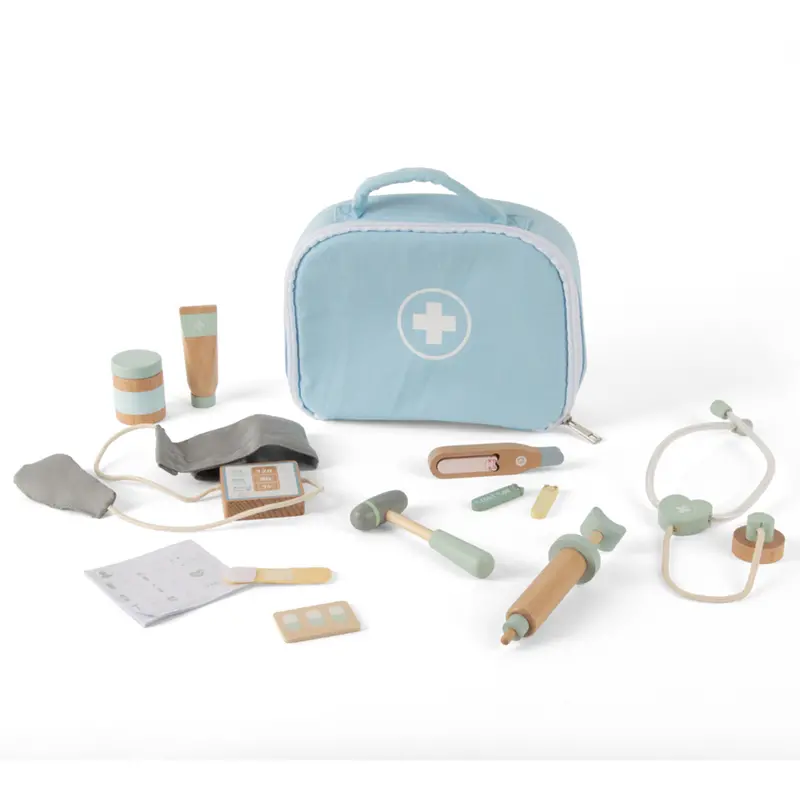 Dantoy Playful Wood Doctor Role-Play Set 1