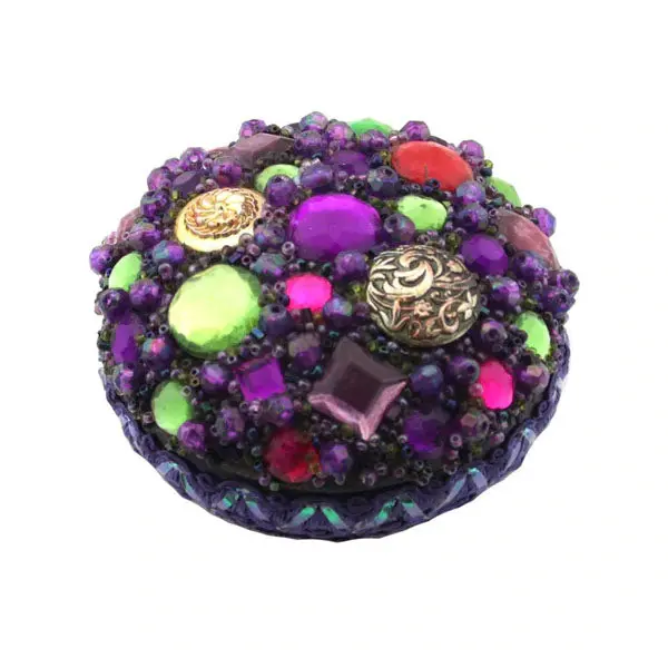 Decorative Beaded Trinket Box – Compact Storage Container 1