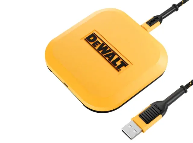 Dewalt Dwt1410476 Qi-Certified Fast Wireless Charging Pad 1