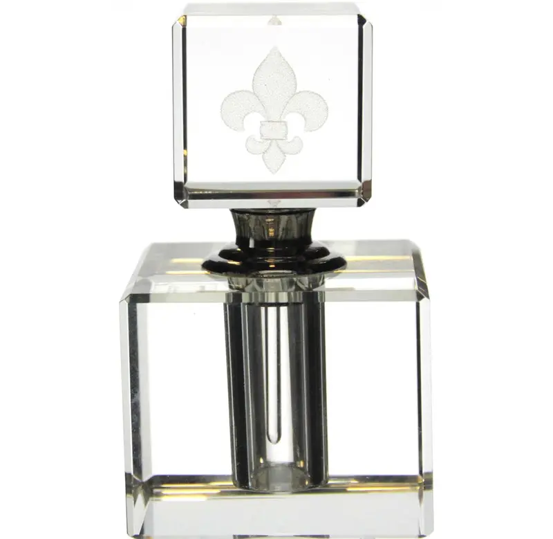Elegant Perfume Bottle Decorated With Fleur-De-Lis 1