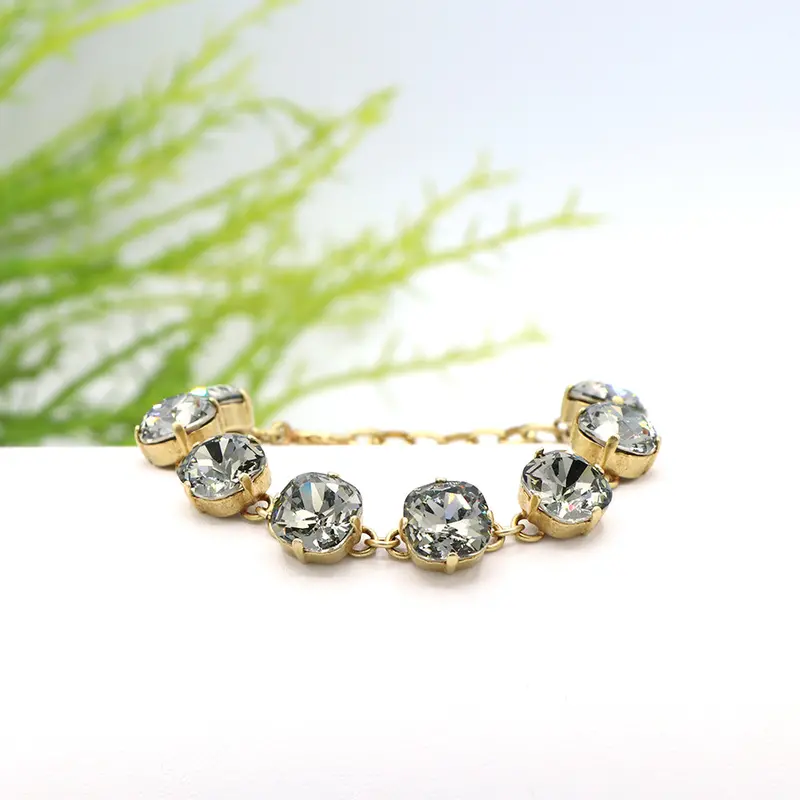La Vie Parisienne Black Diamond Gold Bracelet – Luxe Pavé Accent Band 1