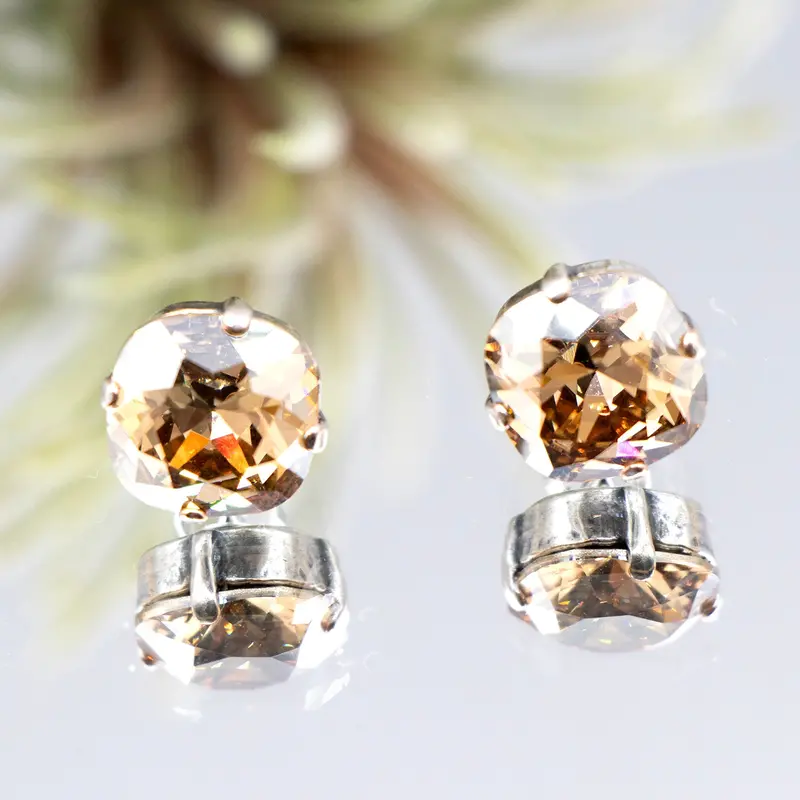 La Vie Parisienne Champagne-Tone Silver Stud Earrings 1