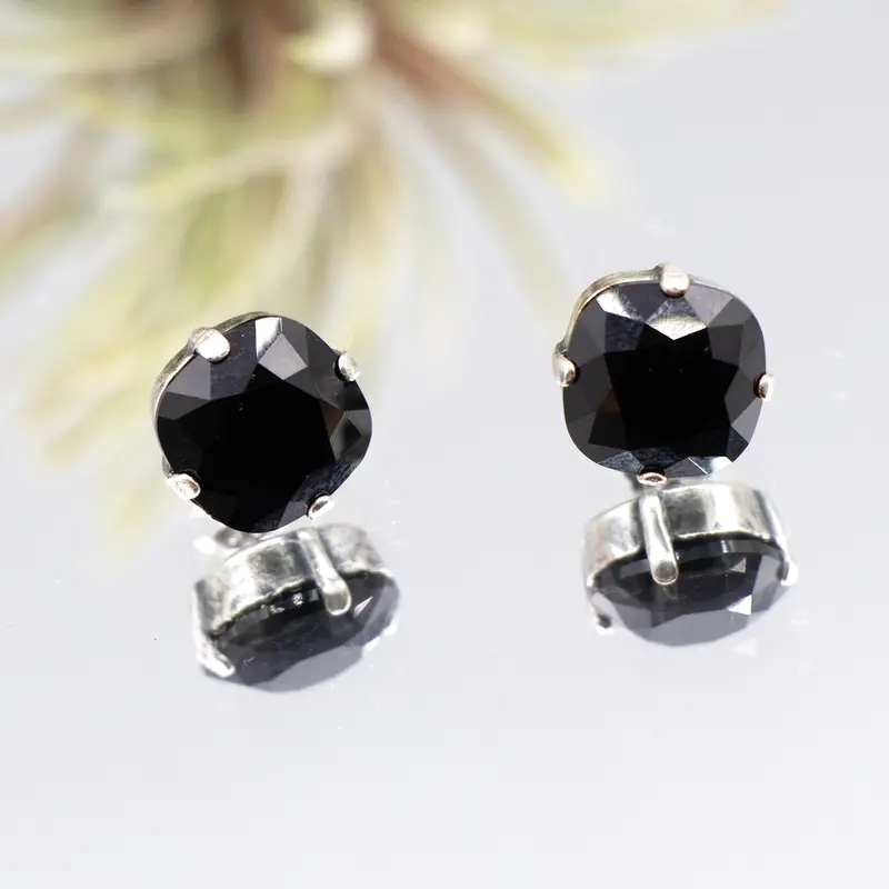 La Vie Parisienne Jet-Black Silver Stud Earrings 1
