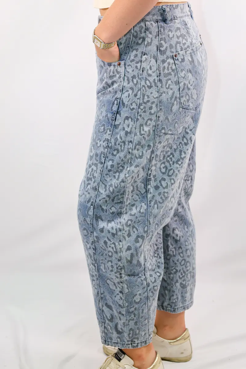 Leopard-Print Relaxed-Fit Denim Jeans 1