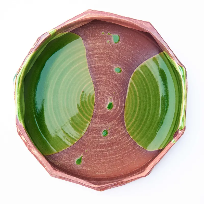 Lily Pad Ceramic Ikebana Vase – Round Minimalist Form 1