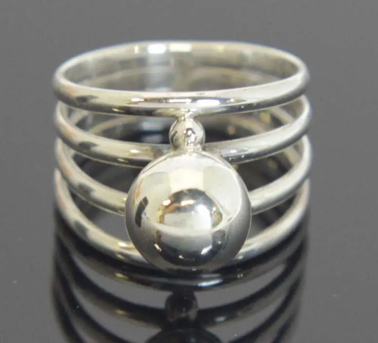 Minimalist Ball-Style Sterling Silver Ring – Size 8 1