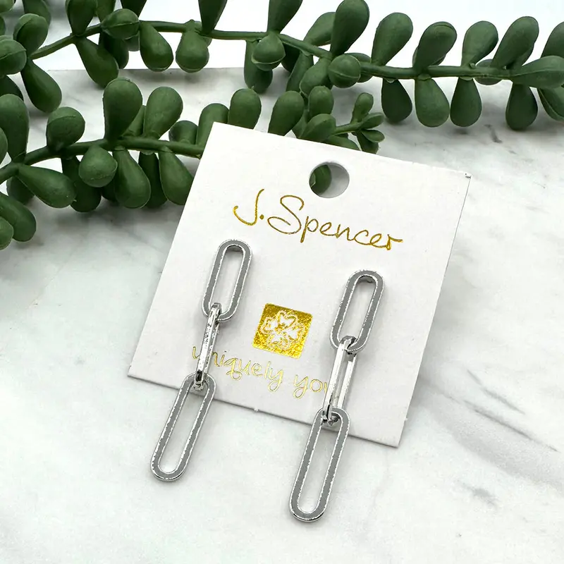 Nashville Link Earrings – Sleek Interlocking Style 1