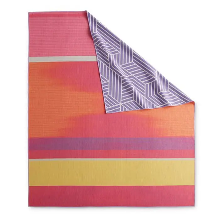 Norwex Every Season Throw Blanket – Geometric Stripe & Tile Pattern 1