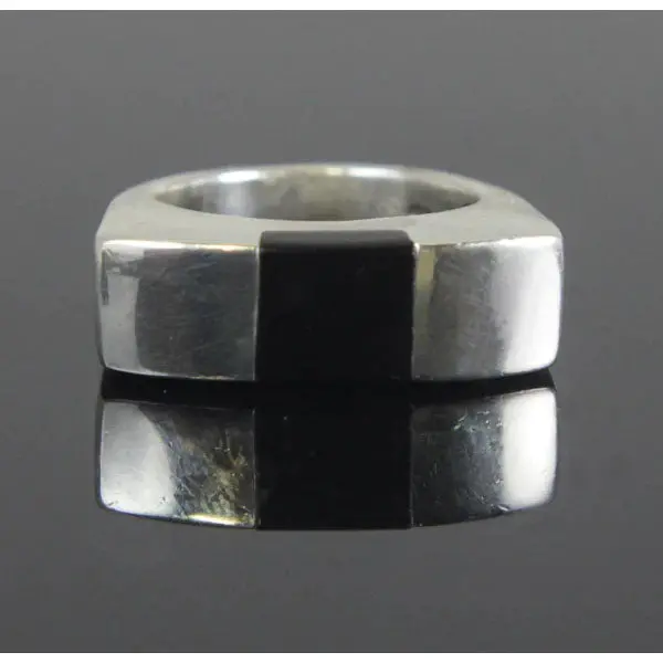 Onyx-Inlay Sterling Silver Ring – Size 6.5 1