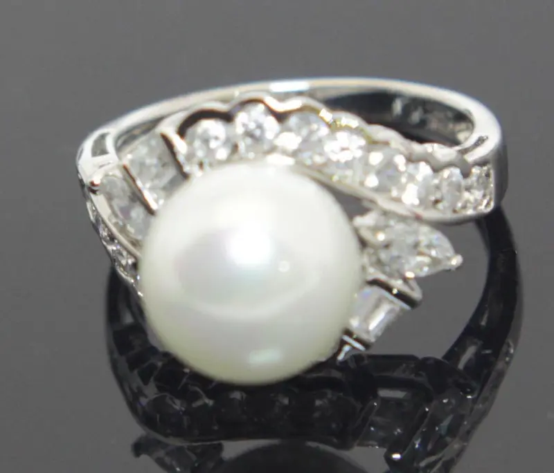 Pearl And Cz Ring In Sterling Silver – Size 6 1