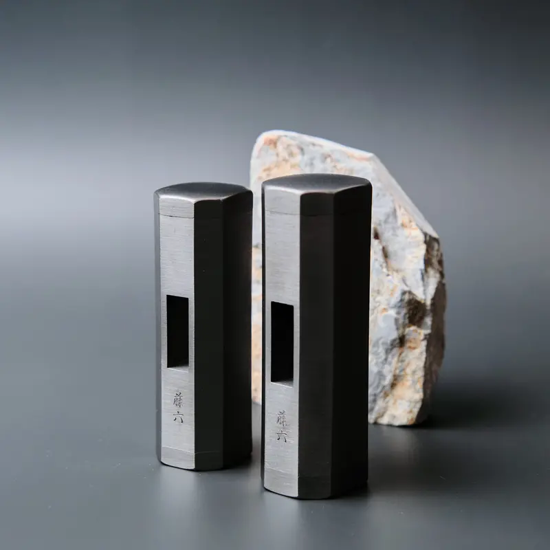 Polished Octagonal Genno Head – 375G 1