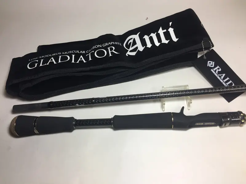 Raid Japan Gladiator Anti Ga-74Xhc – Extra-Heavy Power Baitcasting Rod 1