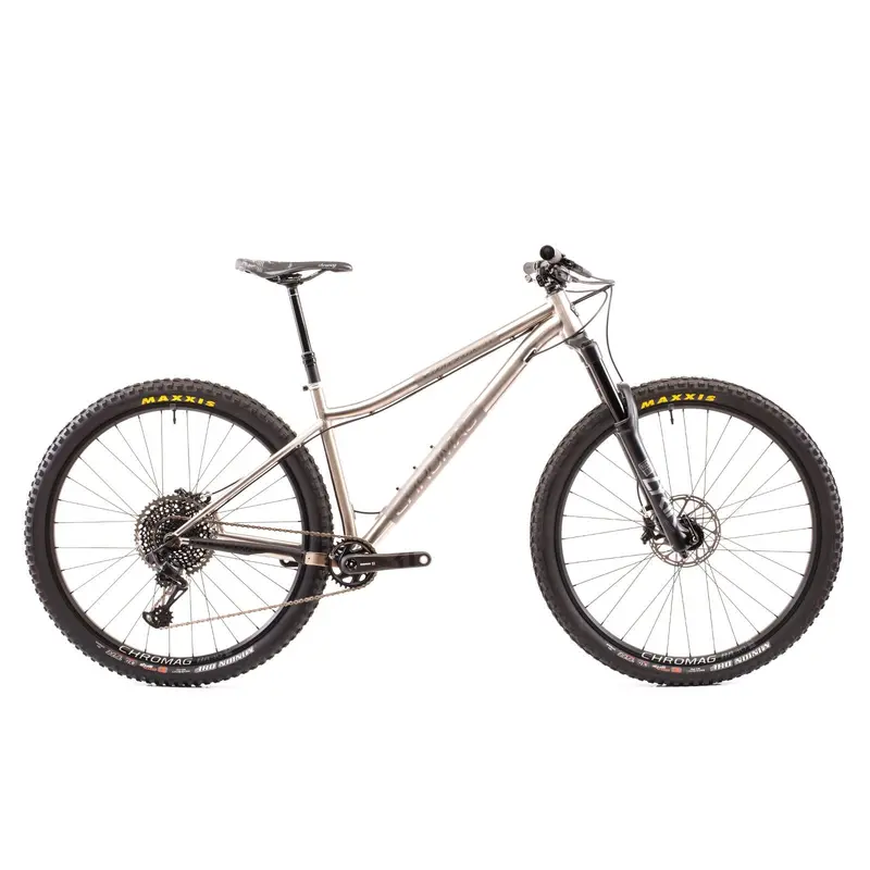 Rootdown Ti Series Vi Titanium-Frame Gravel Bike 2