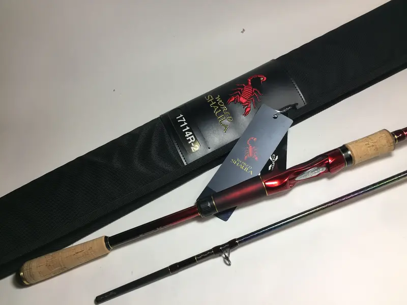 Shimano World Shaula 17114R-2 Free-Style Baitcasting Rod – Includes Original Case 1