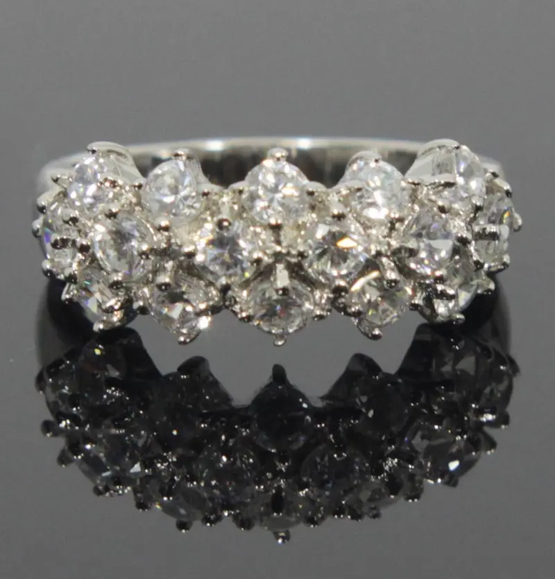Sterling Silver Diamond Look Cubic Zirconia Ring – Size 8 1