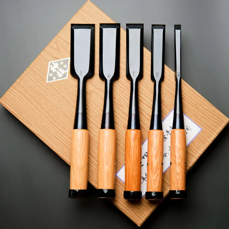 Tataki Nomi Set – Forged Carpenter’S Chisels 1